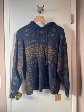 Knit bohemian style hoodie